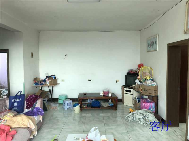 客厅.jpg