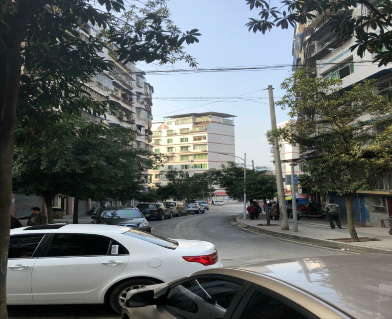 周边.jpg